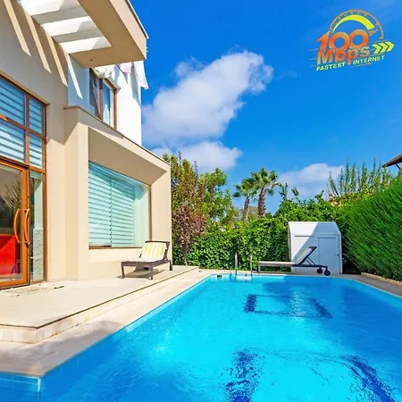 Paradise Town Elite 100 Mbps Free Wifi Vila *